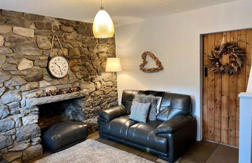 Penderyn Cottage, Waterfall Country, Brecon Beacons - Photo 5