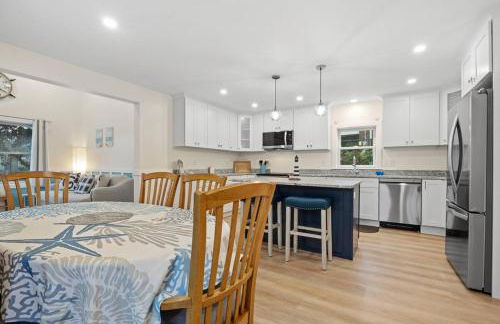 Seabird Lookout: White Horse Beach Plymouth - Foto 10