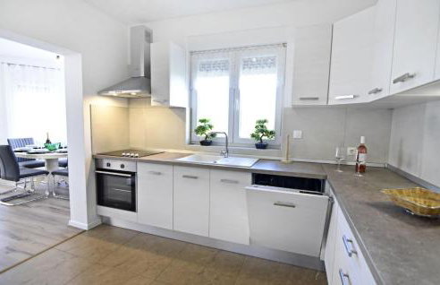 Comfortable holiday home with pool - Foto 16