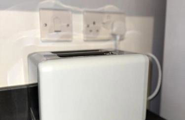 Luxury cozy 3 bed Apartment 5mins from city - free parking! - Foto 40