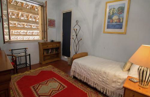 Old wine storehouse with terrace and garden - Foto 16