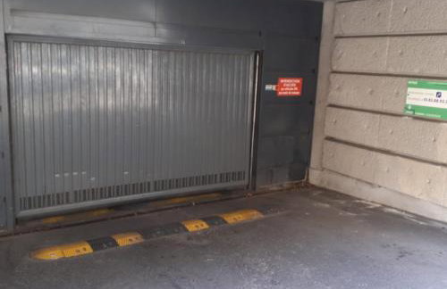 Élégant T3 au Panier Vieux Port avec Terrasse Privée et Parking - Foto 28