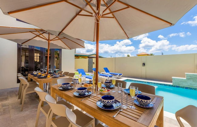 Large 5BR Villa With Private Pool Near Eagle Beach - Photo 4