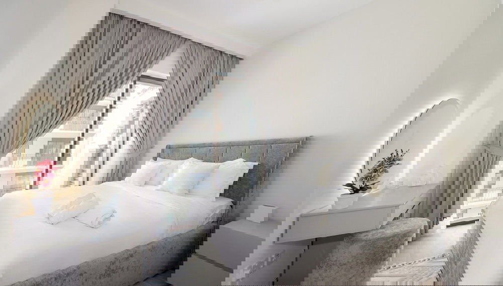 Breeze Residence-Brand New Furnished 2BR - Foto 1, Habitación