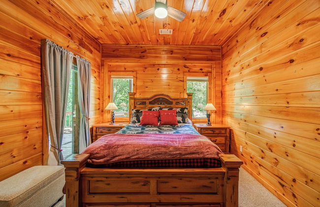 Treetop Oasis - Photo 3