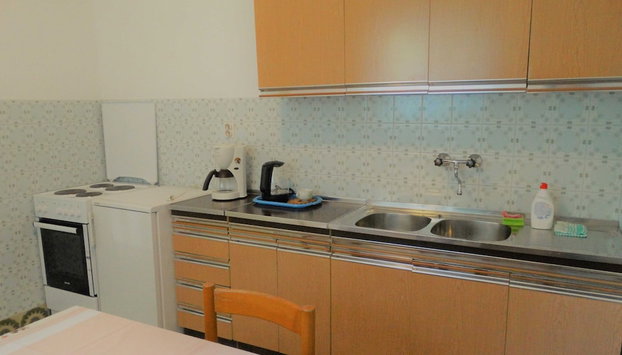 Airy Crikvenica Apartment With Terrace Close to Beach - Foto 5, Cocina privada