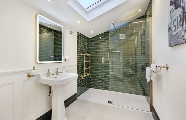 Host Stay Charnwood Cottage - Photo 4