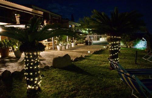 Villa con Splendido Giardino e Vista Mare a Osseddu - Olbia - Photo 26