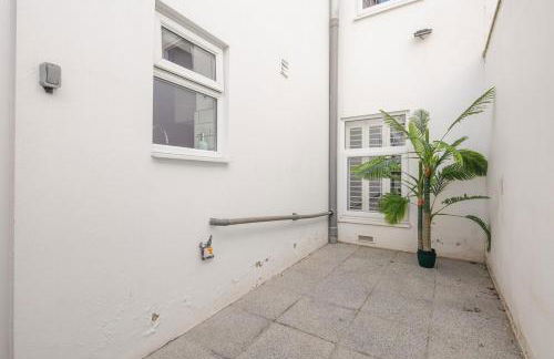 Spacious 3 Bedroom Home with PS5 and Pool Table Near O2 Arena Canary Wharf and Elizabeth Line to Central London - Foto 52