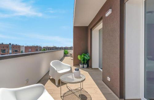 Airy Apartments with Balcony & Garage by NDP rent - Foto 14