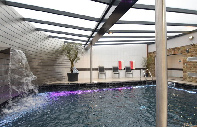 Luxurious Cottage in Libin Region With Sauna - Photo 23