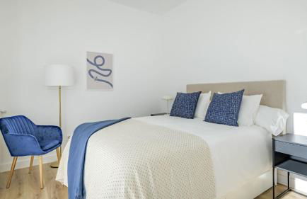 Avenida de San Luis 25, Design and comfort in the true style of Madrid, Book your getaway now! - Foto 73