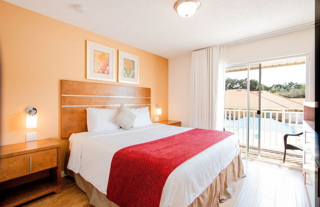 Berkley Lake Townhomes - Photo 9