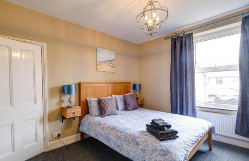 Seashell House with SEA VIEWS and FREE GYM POOL PASS - Photo 6