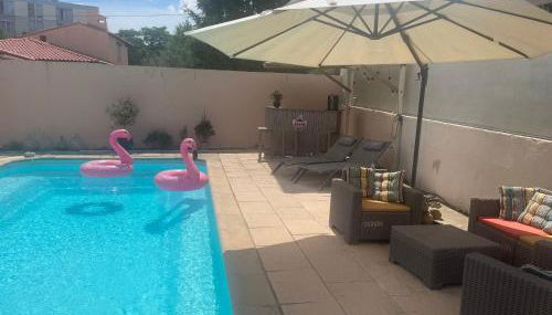 Studio indépendant, piscine & jardin en centre-ville - Foto 1