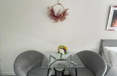 Large Stylish 2 Bedroom Apartment Stevenage Sleep 6 - Foto 27