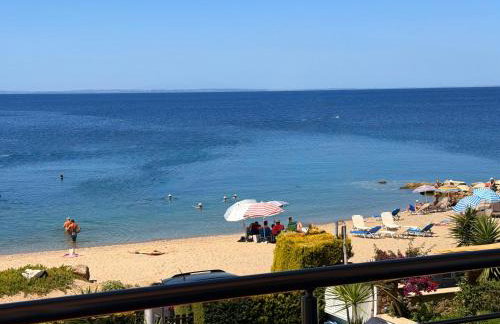 Above The Sea Luxury Apartment - Photo 17