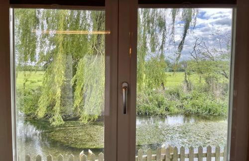 Willow Tree Lodge - Cosy lodge in the heart of the Kent countryside - Foto 4