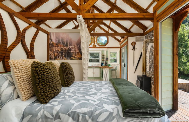 Amazing Riverside Retreat With Hot Tub & Ecopool - Foto 2