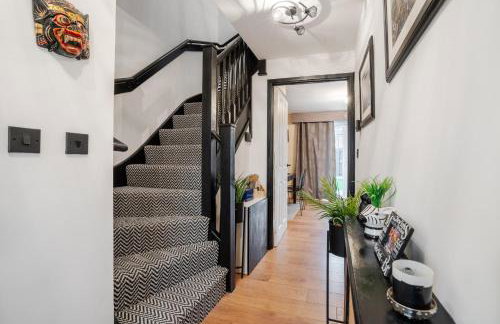 2 Bedroom Home with Garden and Free Parking - Foto 15