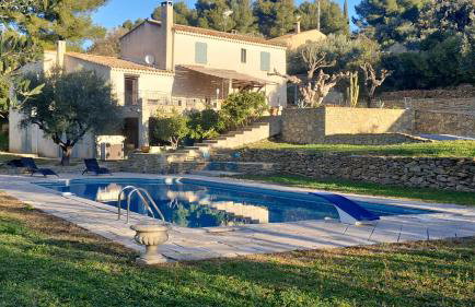 Maison de Caractère située au coeur des domaines viticoles de BANDOL - Foto 2