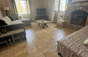 Mani Spot Casa Elia - Foto 16