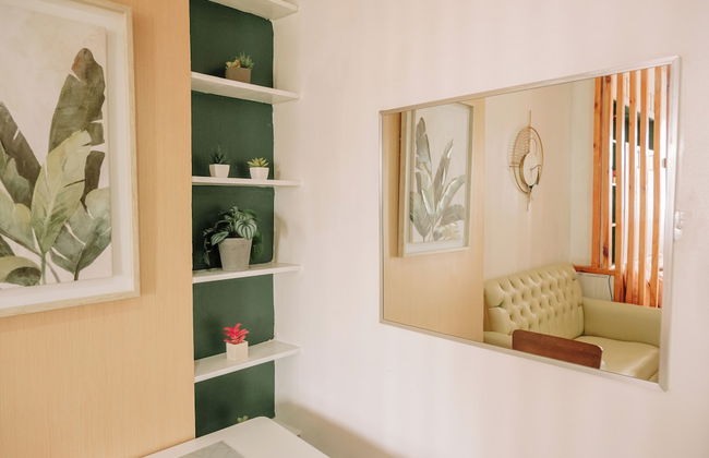 Sleek & Stylish Urban Loft - Photo 9