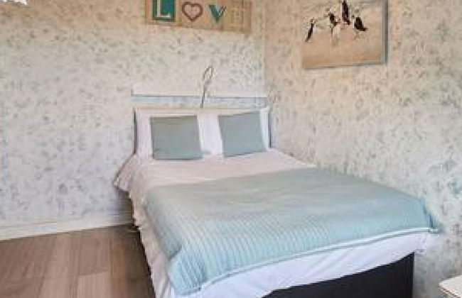 George House in Whitby - Photo 19