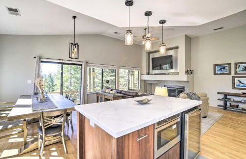 Charming Chester Home with Furnished Porch! - Foto 7