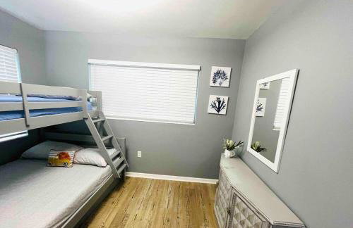 Vacation House with Heated Pool in Bradenton! - Foto 5