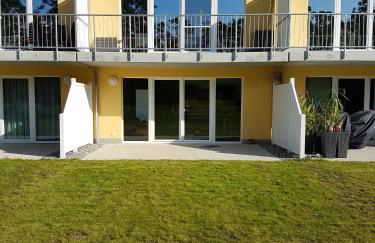 Sonnenstrahl im Küstenwald - Foto 2