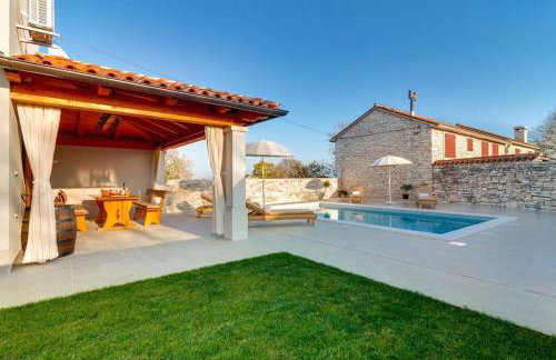 Villa NIMA - Holiday house with private pool - Foto 23