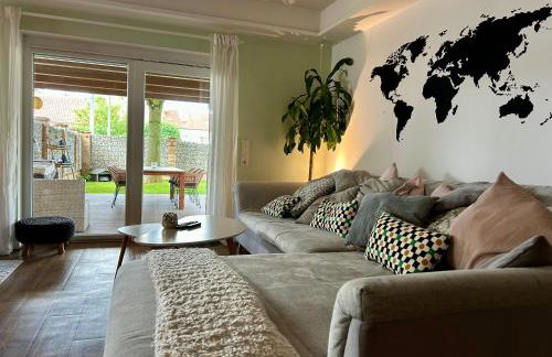 Wohlfühloase mit Pool, Kamin & großer Terrasse - Foto 5