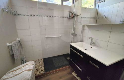 Villa rénovée avec jardin, terrasse, clim et WiFi à Lège-Cap-Ferret - FR-1-736-43 - Photo 6