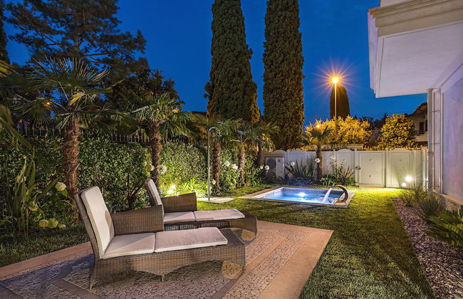 Luxury Lakefront Catullo with pool - Photo 58