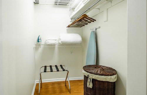 A Classy Corner of DC Minutes walk to Dupont Circle - Foto 26