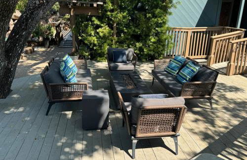 Relax and Rejuvenate- Lafayette Treehouse with Cave Spa, Waterfall, and Incredible Views - Foto 42