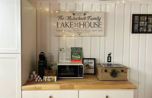 Cozy Indian Lake Chalet on Golf Course with Arcade/Gameroom - Foto 44