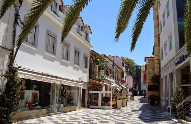 Lisbon and Sintra Full Day Private Tour - Photo 29