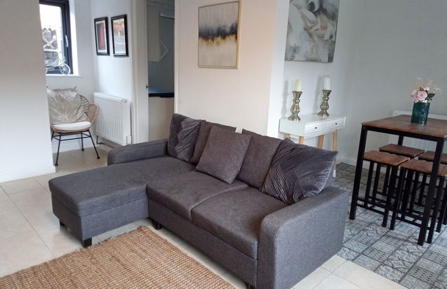 2 Bed House - Sleeps 4 - Pets - Garden - Parking - Foto 5