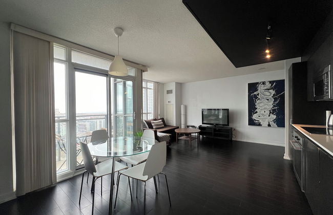 Rivetstays - The Parade - Photo 79