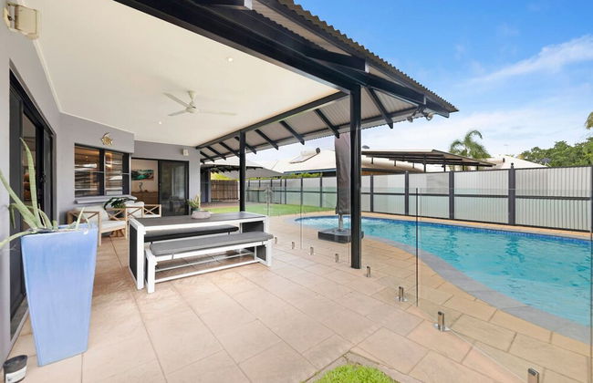 Cityside Hideaway Pool - Workstation - Markets - Foto 5