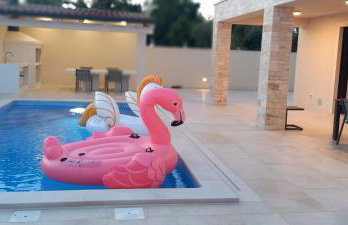 Villa Salvore - new luxury house, heated pool, near beaches, playroom - Istria - Foto 18