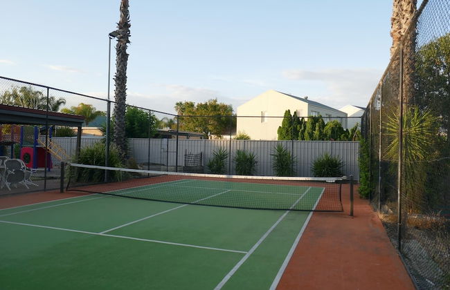 Lake Mulwala Boatel - Photo 43