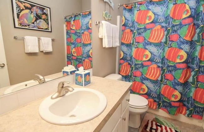 Lola's Lighthouse - Photo 14