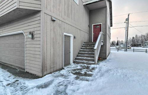 Cozy Anchorage Townhome Less Than Half Mile to Jewel Lake! - Foto 25