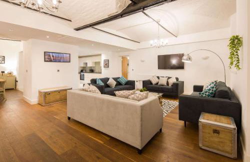 Liverpool Gem, Spacious 2BR Apt, Sleeps 8 - Photo 17