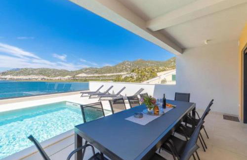 Luxury Villa Navis - Villa - Photo 36