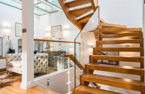 Classy 5BR Roof Terraced Fully AC Kensington House - Foto 50