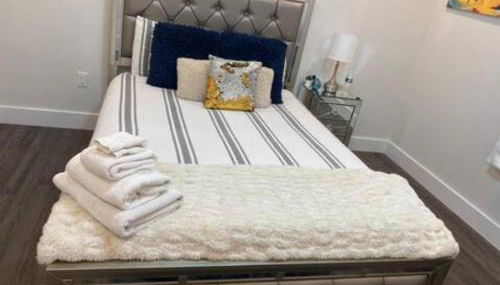 Contemporary Luxury 3 Bdr Apt for 6 with Free Parking - Foto 4